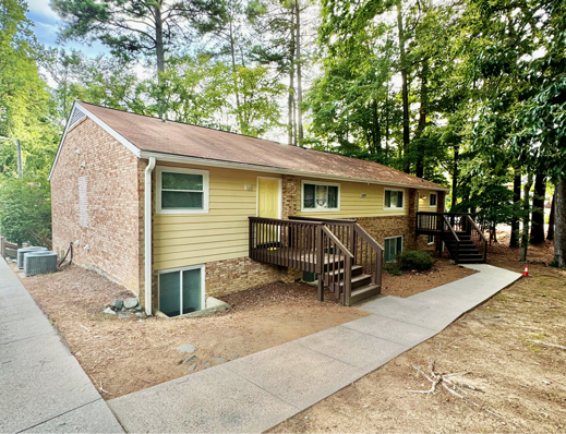 Primary Photo Of 201 Howell St, Chapel Hill Apartments For Sale