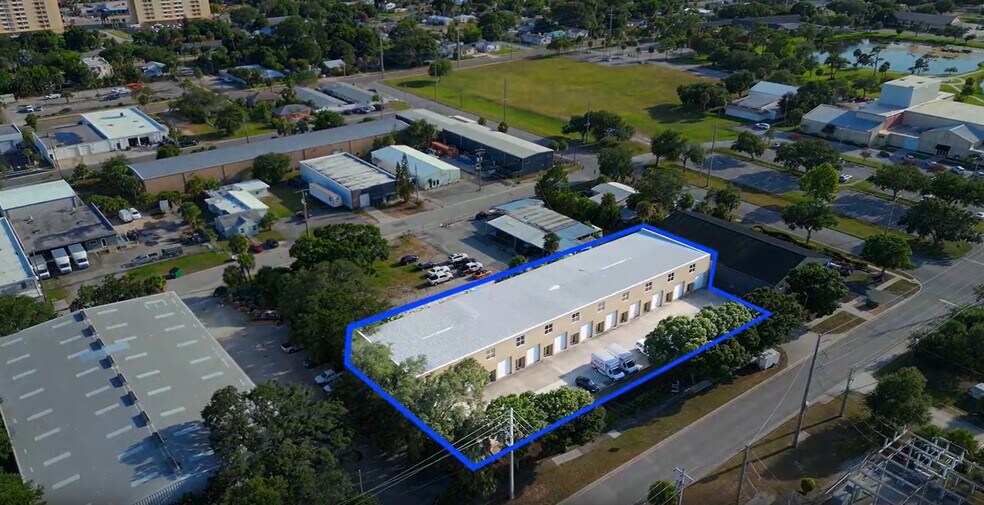 Primary Photo Of 709 Silver Palm Ave, Melbourne Warehouse For Lease