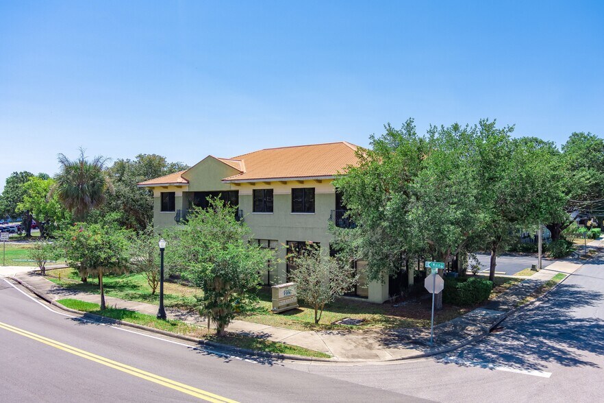 More Photos Of 825 E Main St, Lakeland Office For Sale