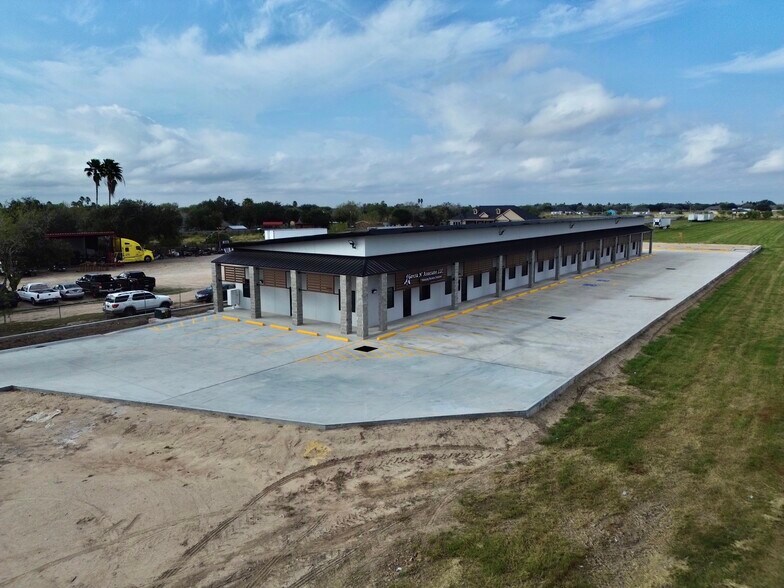 More Photos Of 5467 Alamo Rd, Edinburg Office For Lease
