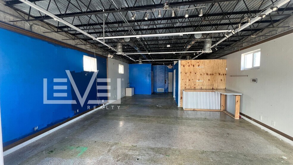 More Photos Of 321 NE 44th St, Fort Lauderdale Freestanding For Lease