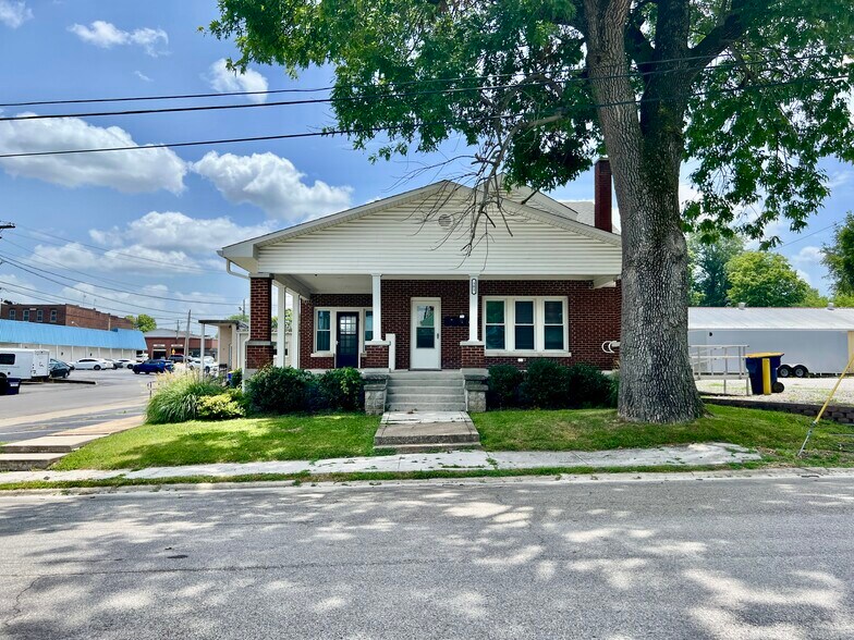 More Photos Of 103 N High St, Franklin Office Residential For Sale