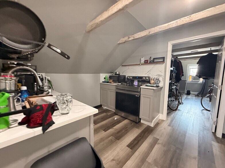 More Photos Of 26 Child St, Warren Apartments For Sale