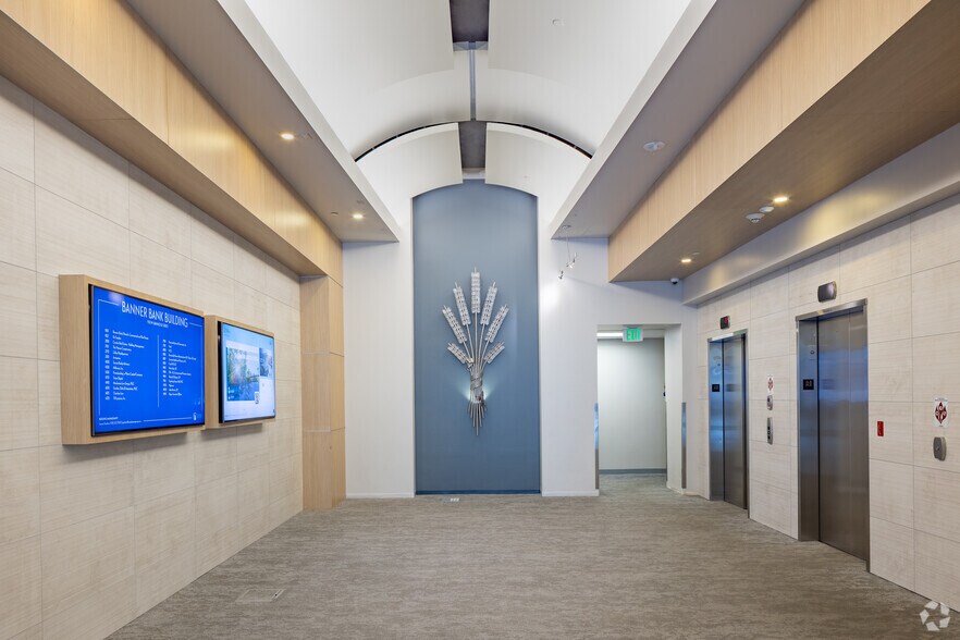 More Photos Of 950 W Bannock St, Boise Coworking Space