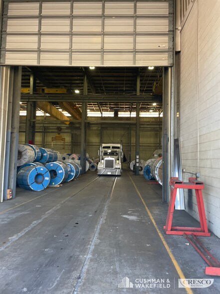 More Photos Of 9000 Brookpark Rd, Cleveland Manufacturing For Lease