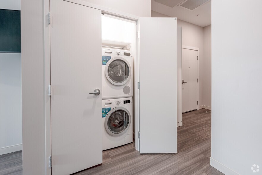 More Photos Of 82-90 Weybosset St, Providence Apartments For Lease