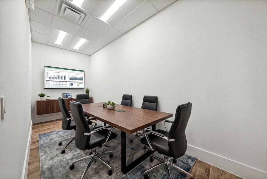 More Photos Of 3080 W Sheridan St, Hollywood Manufacturing For Lease
