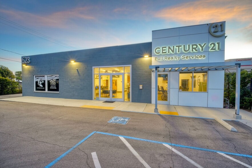 Primary Photo Of 1523 S Coast Hwy, Oceanside Freestanding For Sale