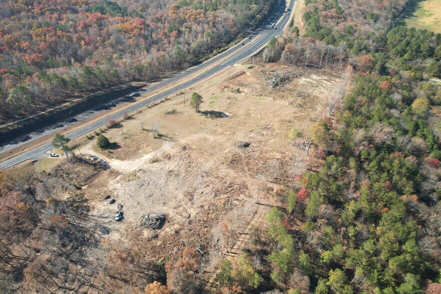 More Photos Of 4143 Highway 411, Kingston Land For Lease