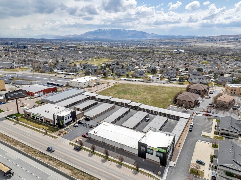 More Photos Of 4285 Thanksgiving Way, Lehi Self Storage For Sale