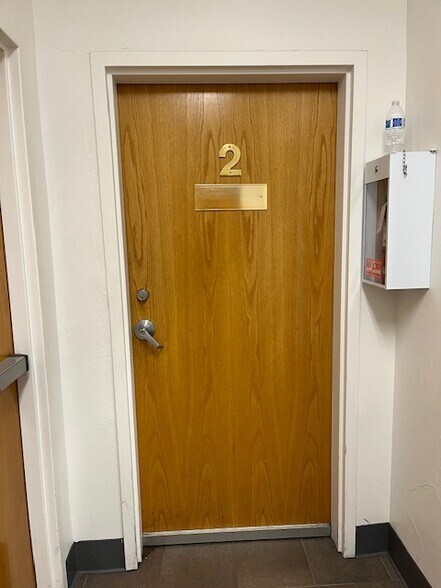 More Photos Of 3351 Lake Tahoe Blvd, South Lake Tahoe Office Residential For Lease