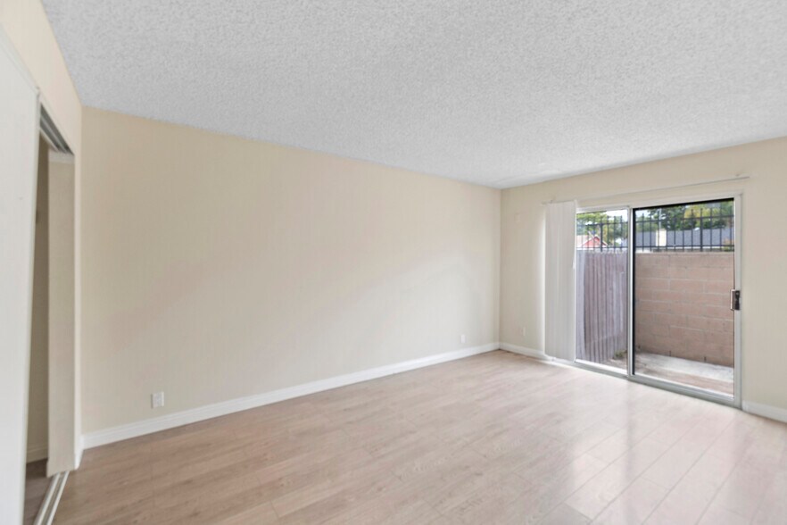 More Photos Of 3300 W Orange Ave, Anaheim Multifamily For Sale