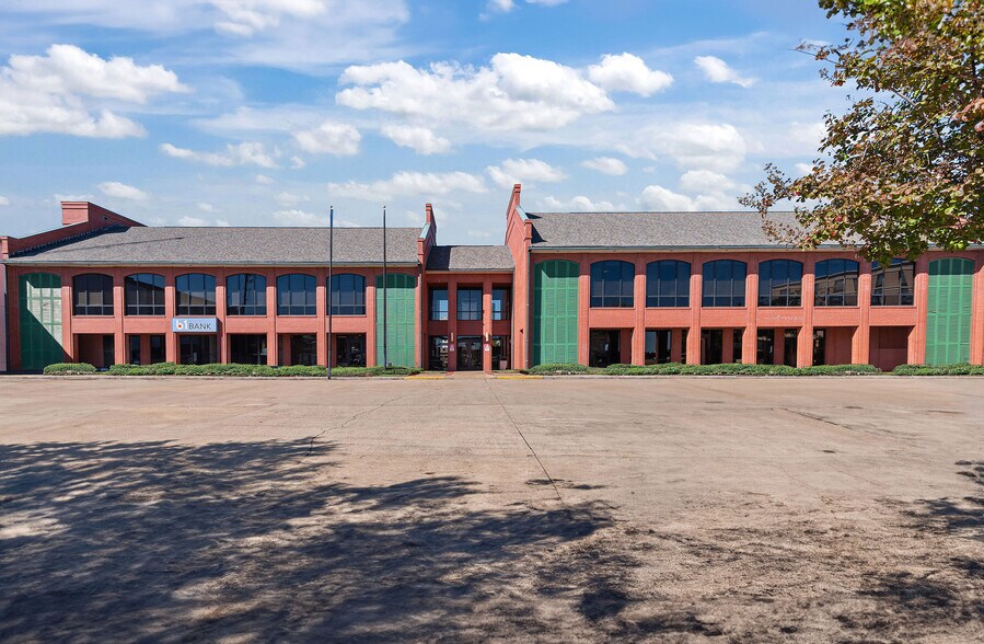 More Photos Of 800 N Spring St, Shreveport Office For Lease