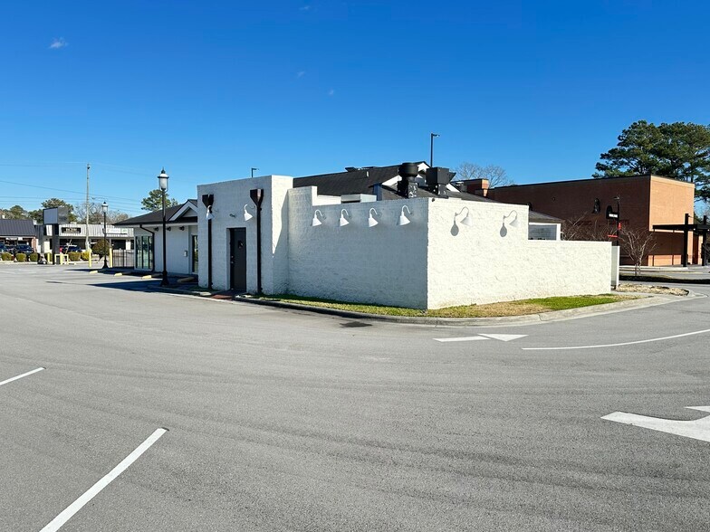 More Photos Of 1105 Gum Branch Rd, Jacksonville Fast Food For Lease