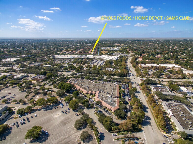 More Photos Of 901-1001 N University Dr, Coral Springs General Retail For Lease