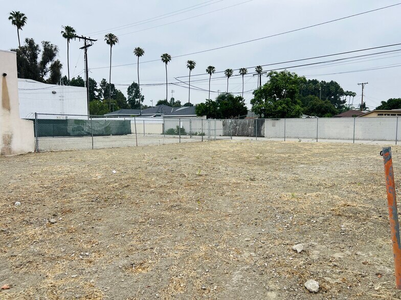 More Photos Of 6184 Atlantic Ave, Long Beach Storefront For Sale