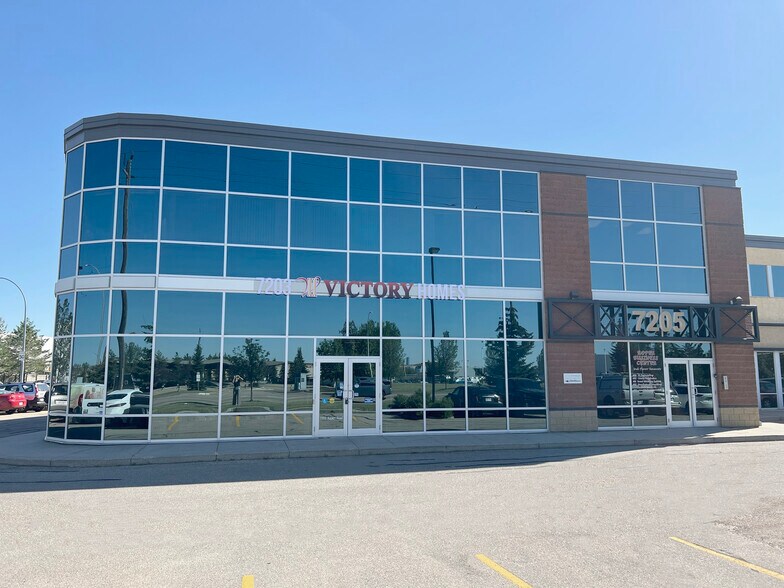 More Photos Of 7203-7221 Roper Rd NW, Edmonton Office For Sale