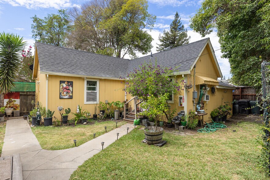More Photos Of 2123 2nd St, Napa Apartments For Sale