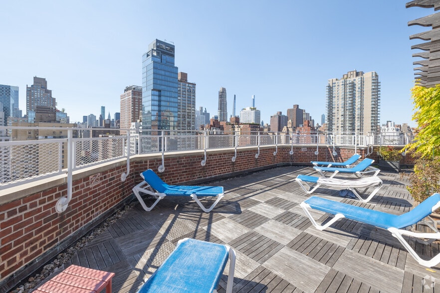 More Photos Of 401 E 74th St, New York Apartments For Lease