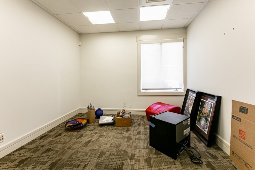 More Photos Of 537 Main St, Park City Storefront Retail Office For Lease