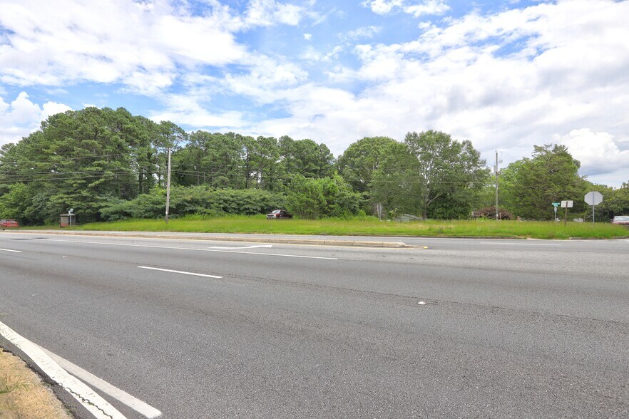 More Photos Of 1715 Austell Rd, Marietta Land For Lease