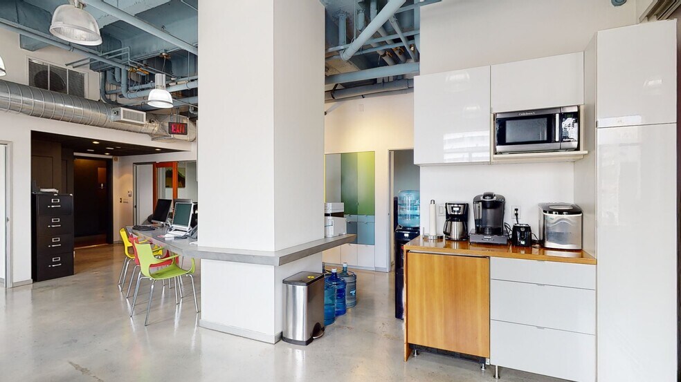 More Photos Of 6253 Hollywood Blvd, Los Angeles Loft Creative Space For Sale