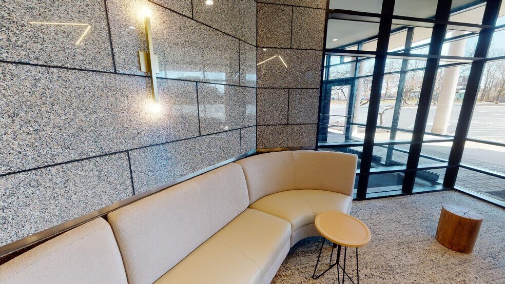 More Photos Of 8335 Allison Pointe Trl, Indianapolis Office For Sale