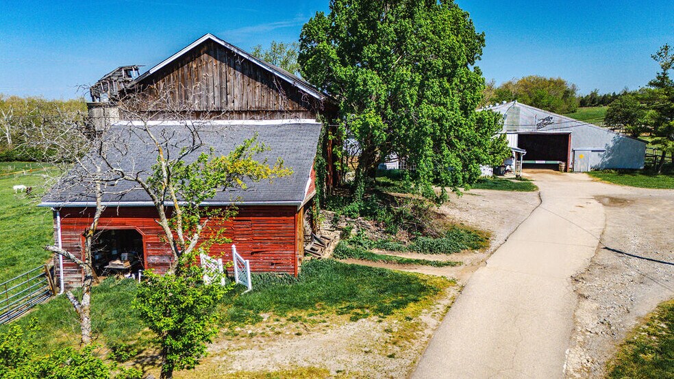 More Photos Of 2920 Minton Rd, Hamilton Specialty For Sale