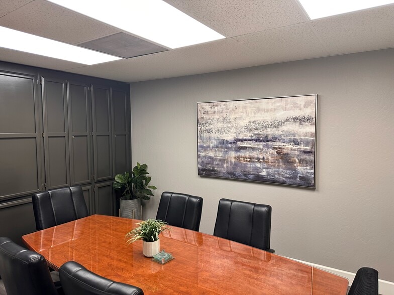 More Photos Of 515 13th St, Modesto Office For Lease