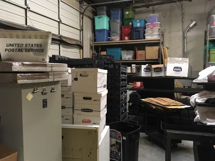 More Photos Of 201 Executive Way, DeSoto Showroom For Lease