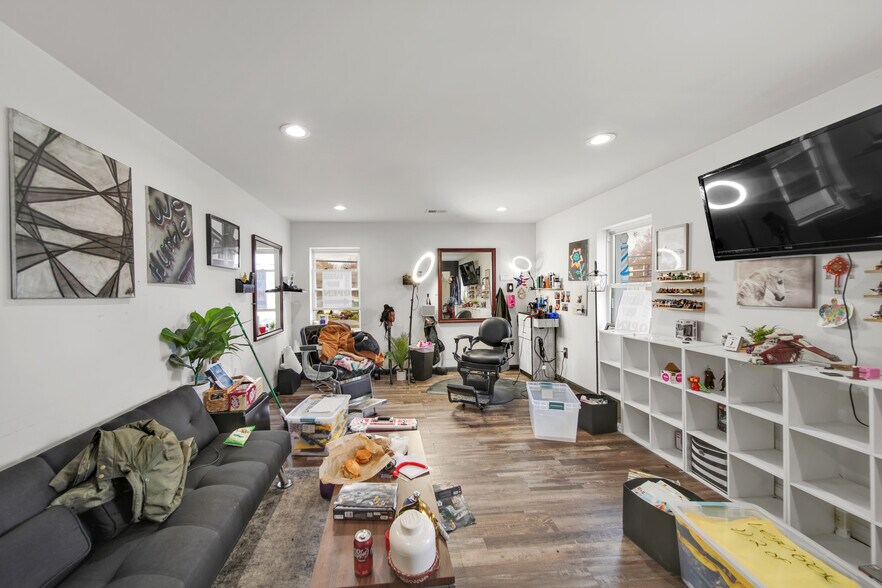 More Photos Of 6653 Washington Blvd, Elkridge Freestanding For Lease