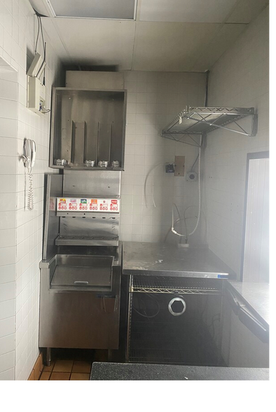 More Photos Of 103 S Nicolet St, Mackinaw City Fast Food For Lease