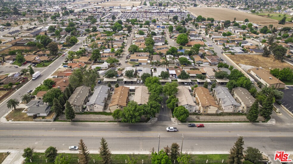 More Photos Of 331 Pacheco Rd, Bakersfield Apartments For Sale