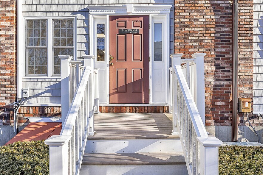 More Photos Of 2-4 Mary E Clark Dr, Hampstead Medical For Sale