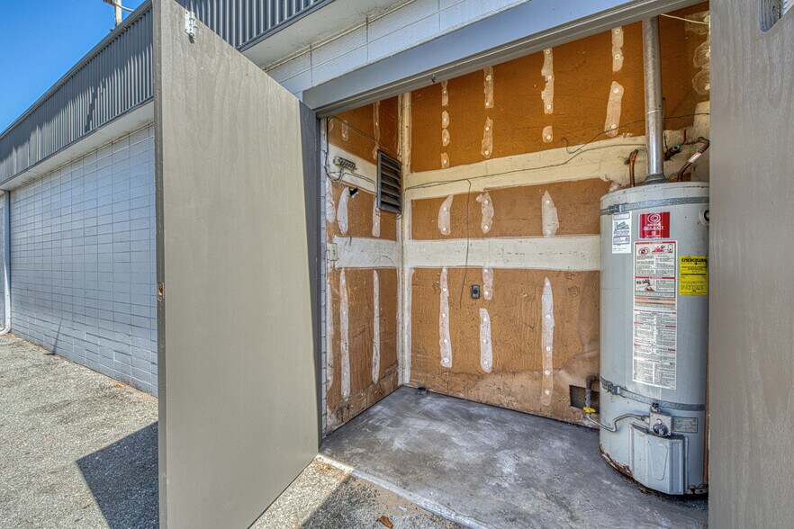 More Photos Of 729 S Main St, Salinas Office For Sale
