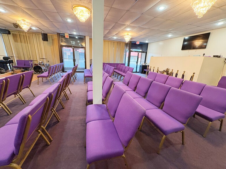 More Photos Of 97 Yost Pl, Capitol Heights General Retail For Sale