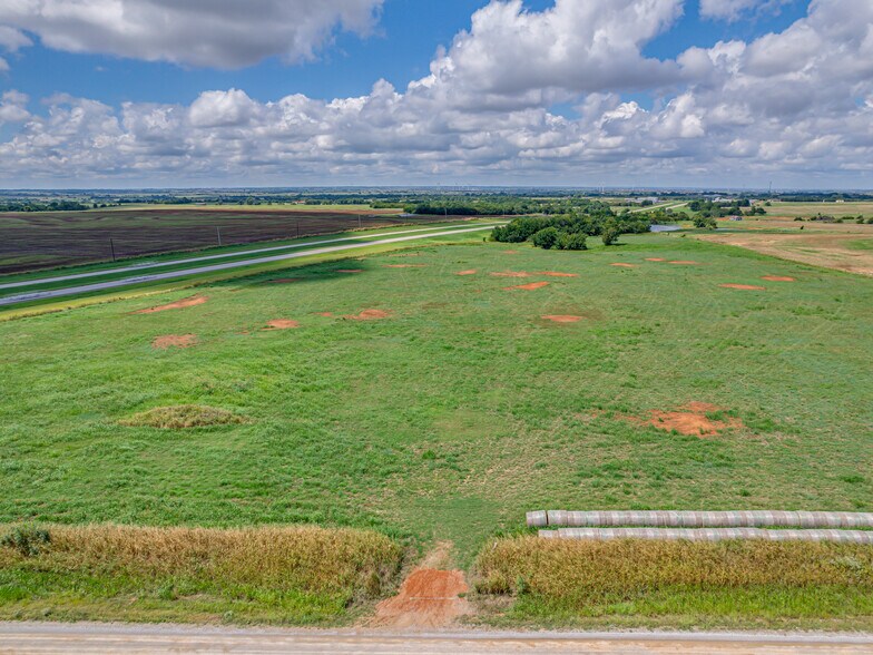 More Photos Of Northwest Expy, Yukon Land For Sale