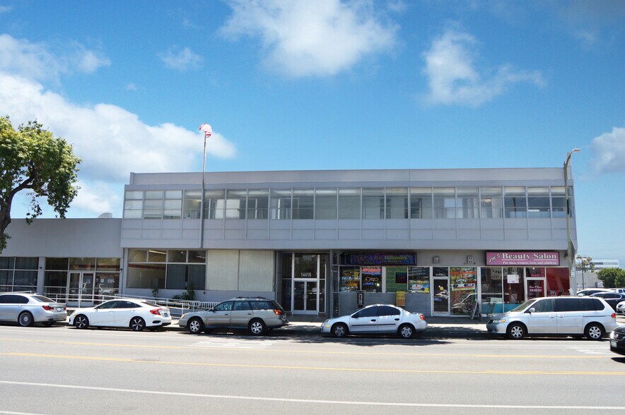 More Photos Of 14416-14420 Chase St, Panorama City Storefront Retail Office For Lease