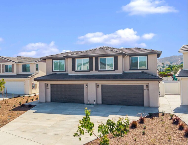 More Photos Of 5824 Persepolis Ct, Riverside Multifamily For Sale