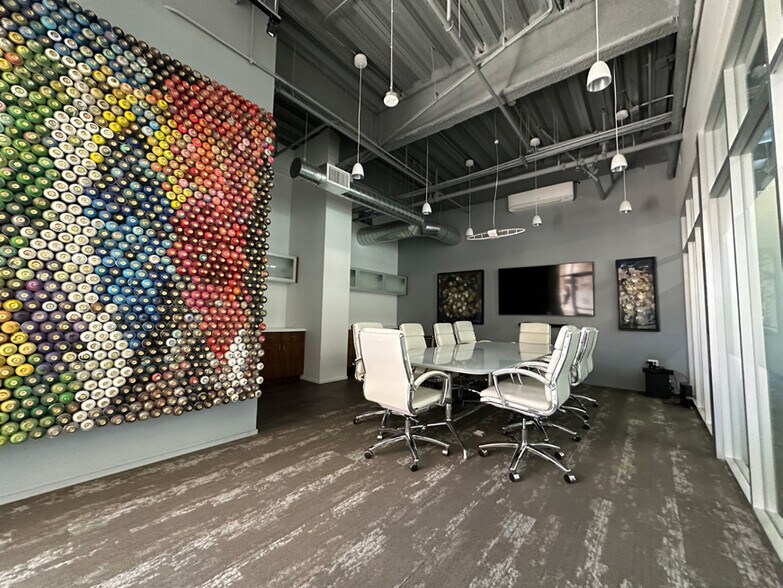 More Photos Of 800 E 12th St, Los Angeles Office For Lease