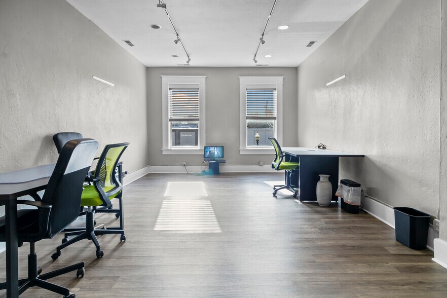 More Photos Of 12 W Main St, Carmel Loft Creative Space For Lease