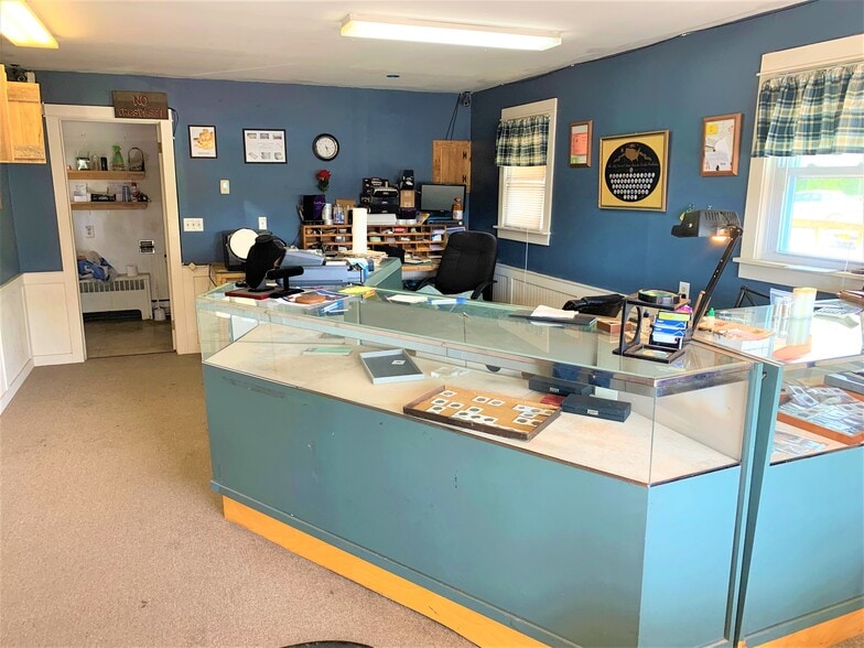 More Photos Of 369 Mansion St, West Coxsackie Freestanding For Sale