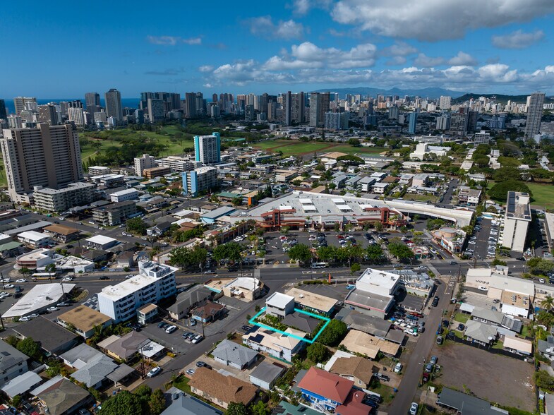 More Photos Of 3112 Mokihana St, Honolulu Loft Creative Space For Sale