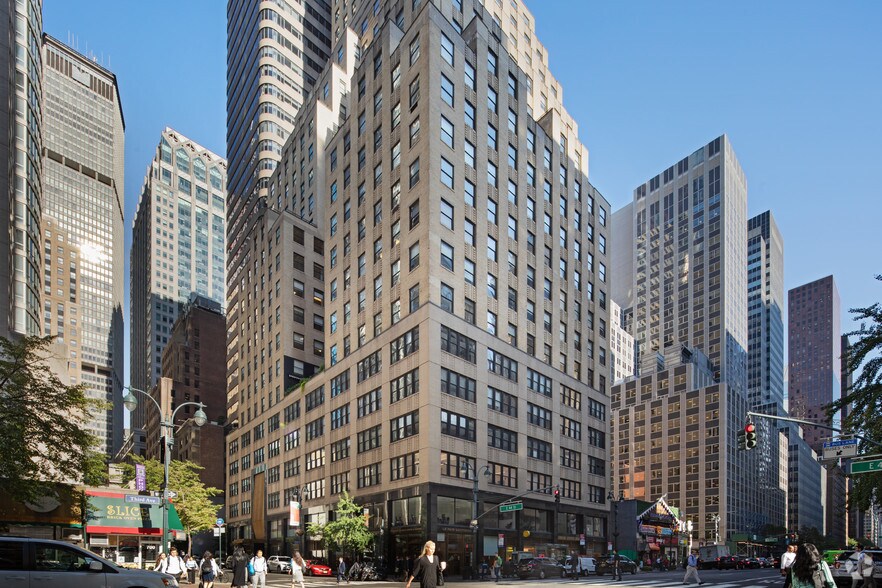 More Photos Of 155 E 44th St, New York Office For Lease
