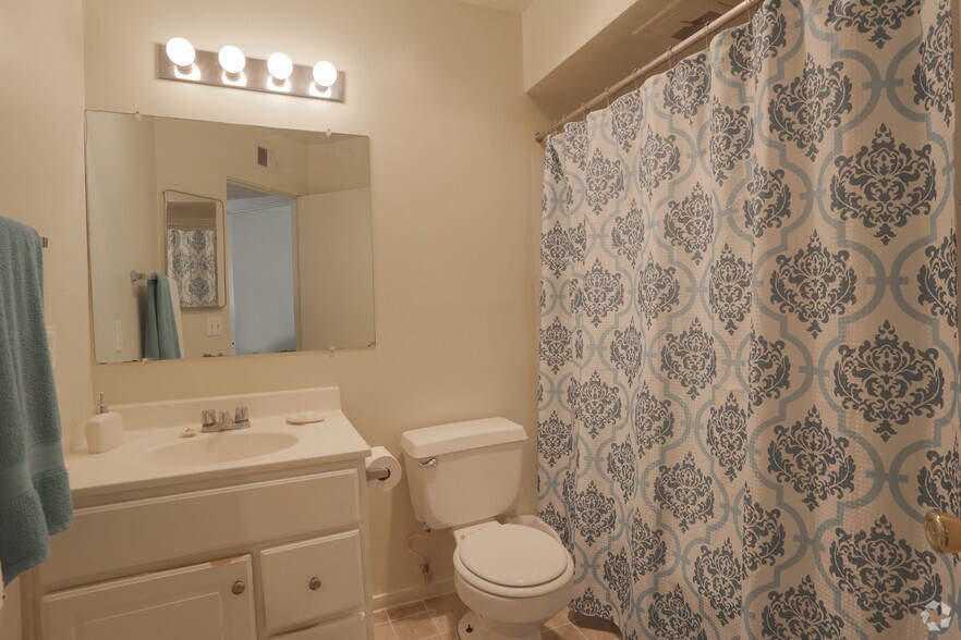 More Photos Of 1815 E Speedway Blvd, Tucson Apartments For Sale