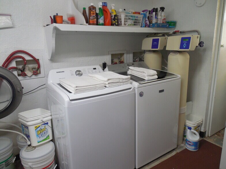More Photos Of 10226 S 81 Hwy, Waukomis Hotel For Sale