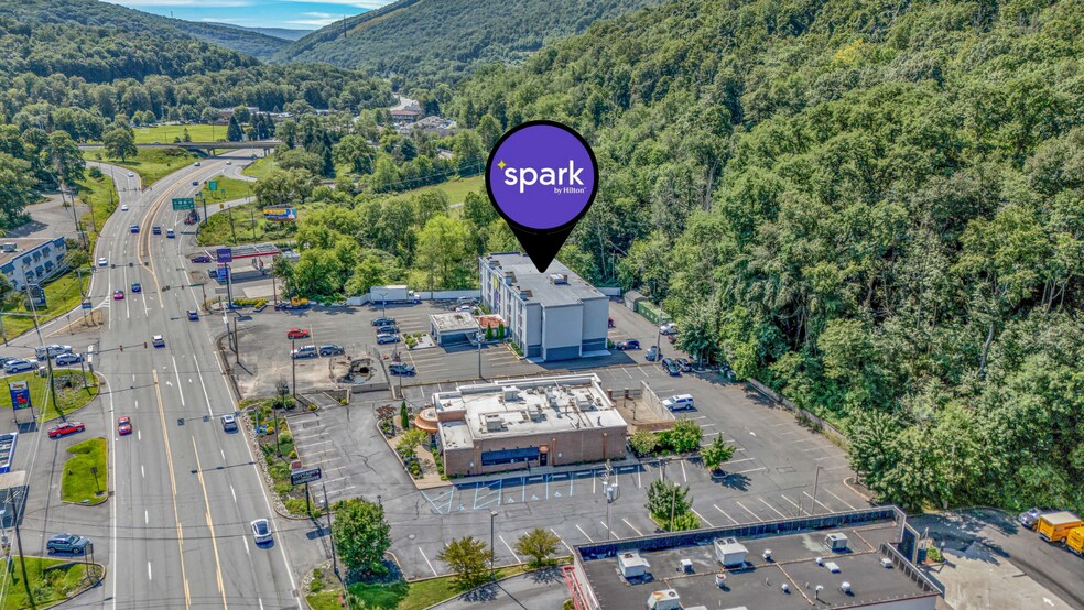 More Photos Of 821 Northern Blvd, Clarks Summit Restaurant For Sale