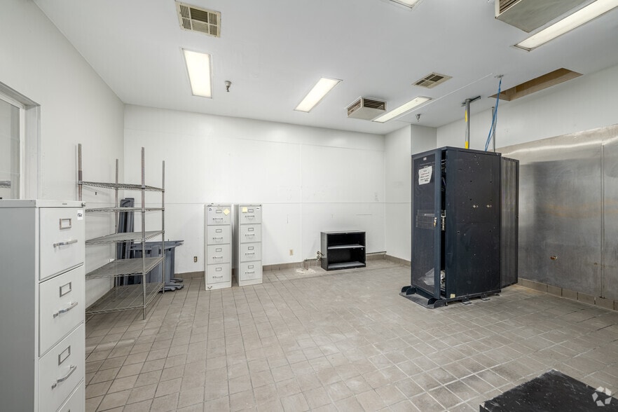 More Photos Of 2648 W Ramsey St, Banning Refrigeration Cold Storage For Sale