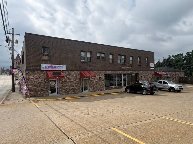 Primary Photo Of 1-7 S Mount Vernon Ave, Uniontown Storefront Retail Residential For Sale