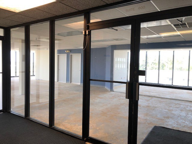More Photos Of 1300 Diamond Springs Rd, Virginia Beach Office For Lease